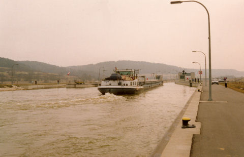 Main-Donau-Kanal - Schleuse Bachhausen
