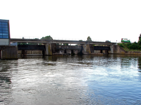 Main-Donau-Kanal - Kraftwerk Hausen