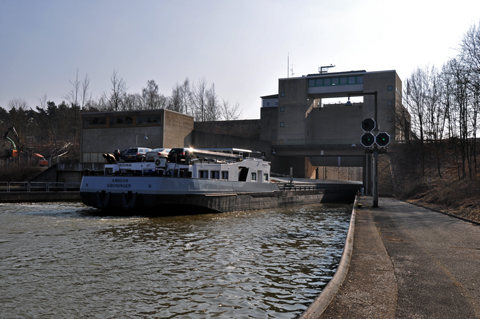Main-Donau-Kanal - Schleuse Kriegenbrunn