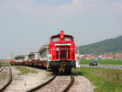 Schleuse 32 - Eisenbahn